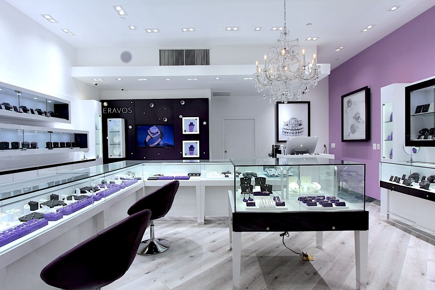 Eravos Jewelers, fine Diamond Jewelry store in Tysons Corner Center, McLean VA